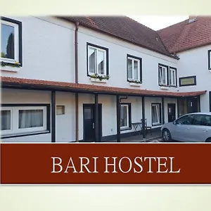 Baarii - Hallbergmoos